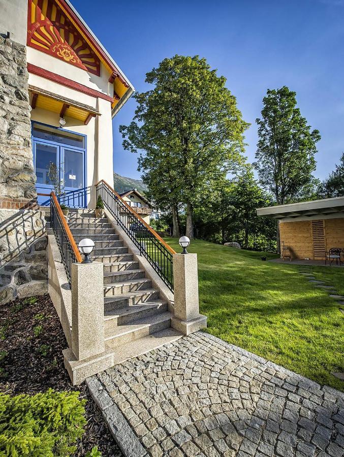 Vila Lavina Vysoké Tatry エクステリア 写真